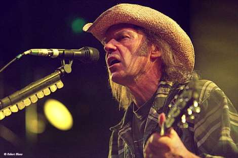 Harvest, Neil Young Harvest Moon, Needle and the Damage Done, Old Man, Heart of Gold